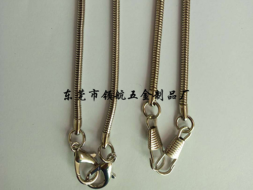 Dongguan jewelry iron snake chain manufacturer